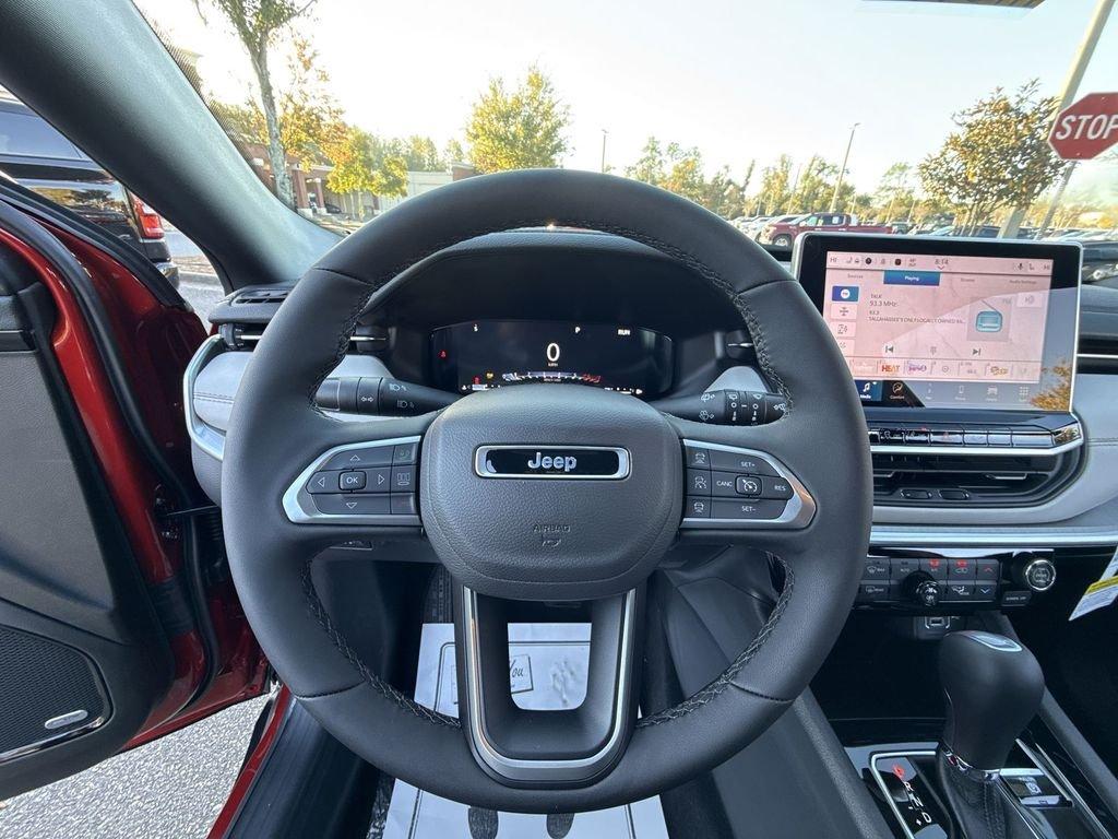 Jeep Compass Limited 4X4 - Thumbnail 14