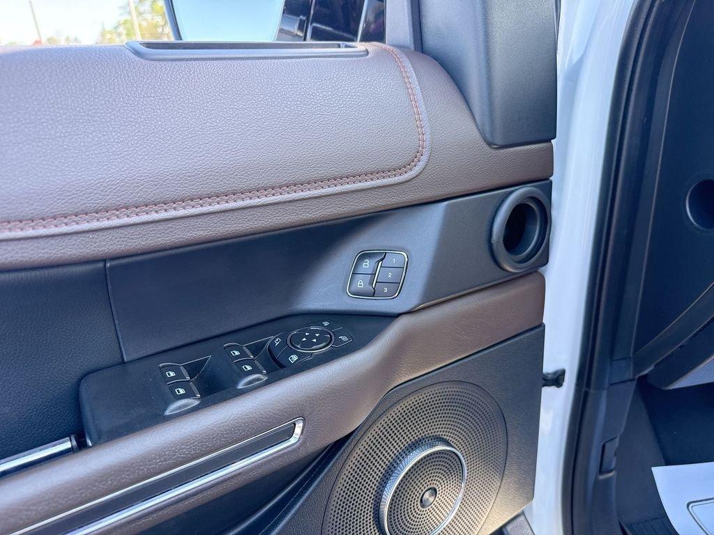 Ford Expedition Max King Ranch - Thumbnail 13