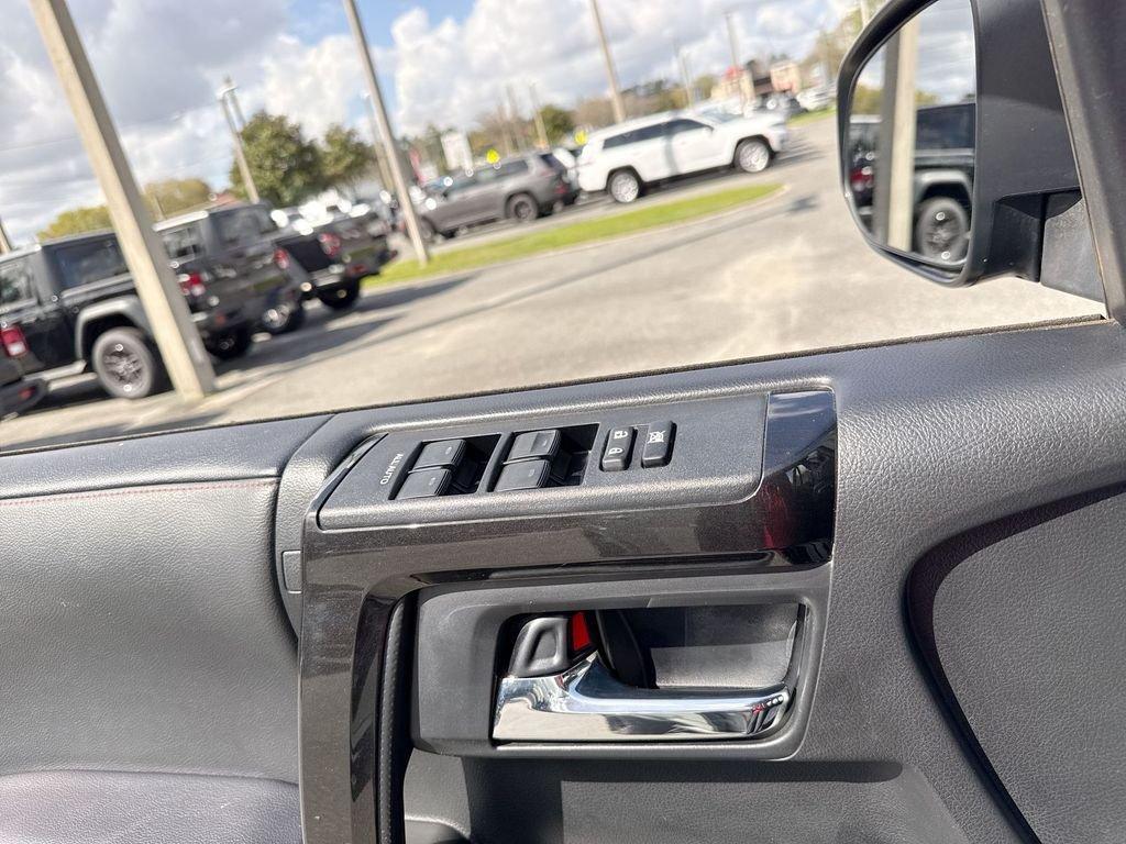 Toyota 4Runner Trd Off-Road Premium - Thumbnail 11