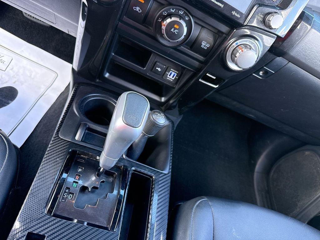 Toyota 4Runner Trd Off-Road Premium - Thumbnail 16