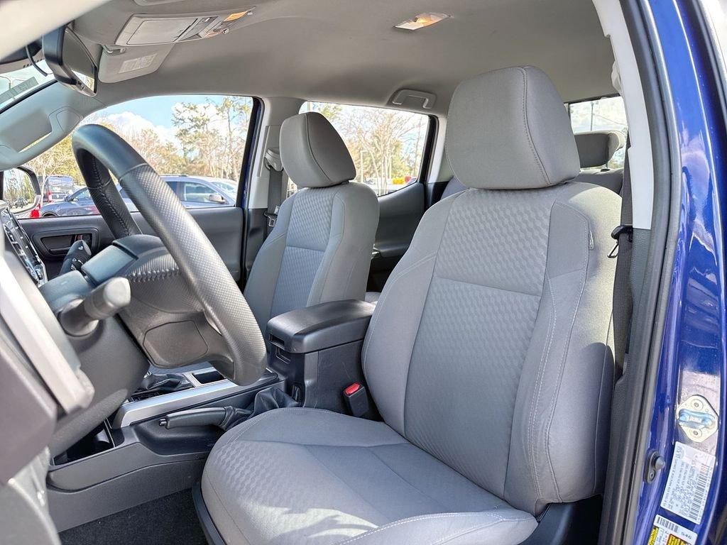 Toyota Tacoma Sr5 - Thumbnail 12