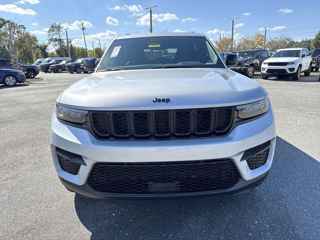 Jeep Grand Cherokee Altitude X 4X4 - Thumbnail 9