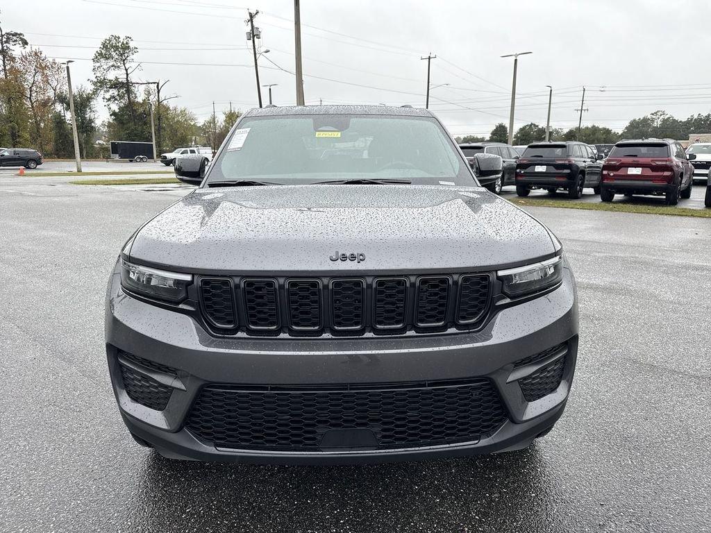 Jeep Grand Cherokee Altitude 4X4 - Thumbnail 9