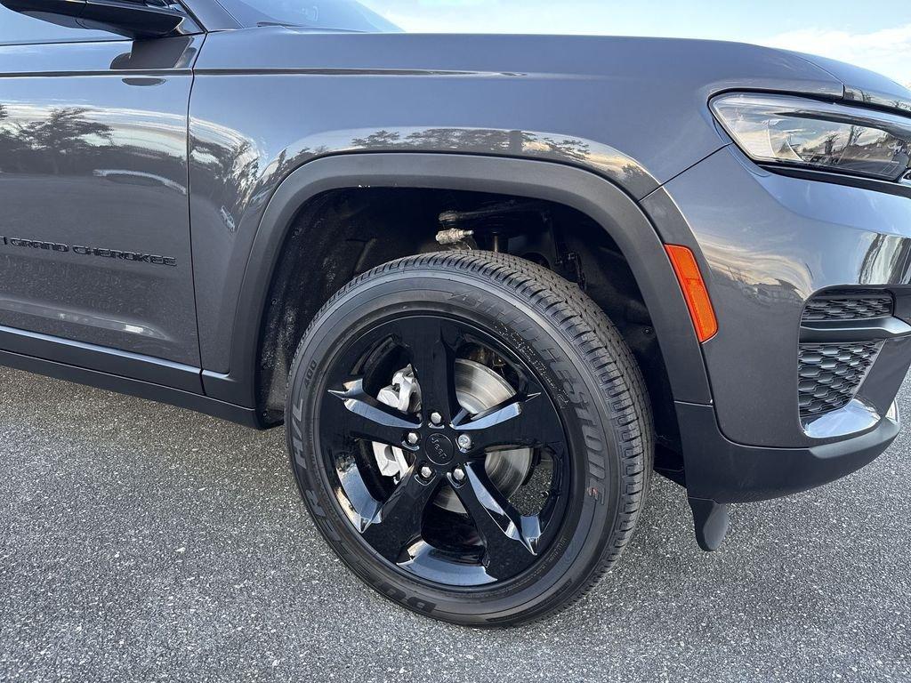 Jeep Grand Cherokee Altitude X 4X4 - Thumbnail 11