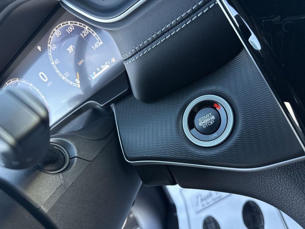 Jeep Grand Cherokee Altitude X 4X4 - Thumbnail 19