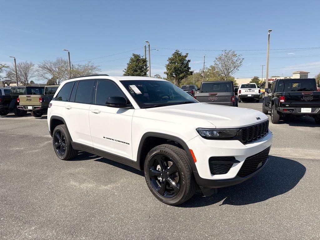 Jeep Grand Cherokee Altitude X - Thumbnail 2