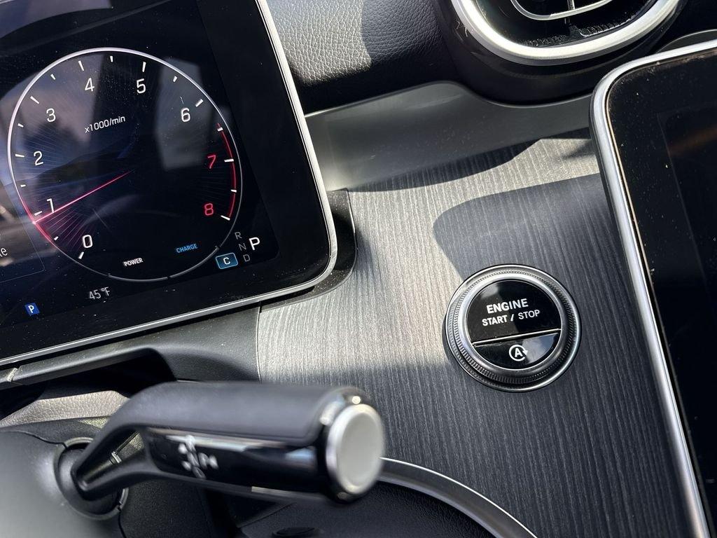 Mercedes-Benz C 300 - Thumbnail 19