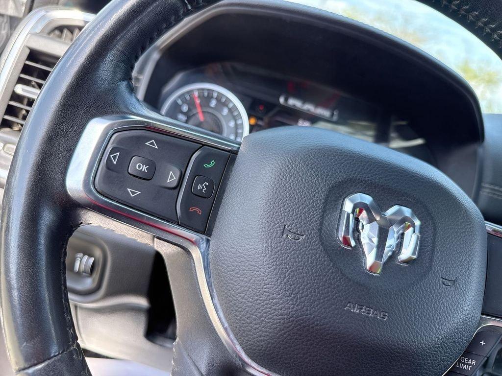 Ram 1500 Laramie - Thumbnail 13