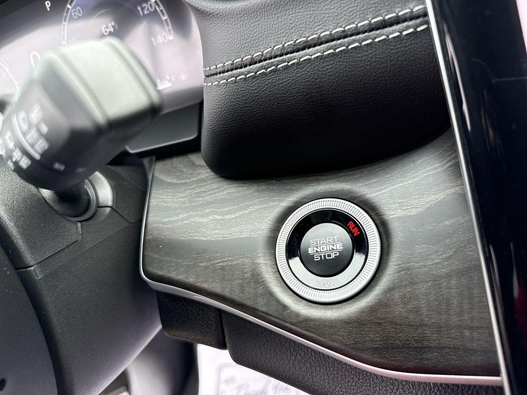 Jeep Grand Cherokee Limited 4X4 - Thumbnail 20