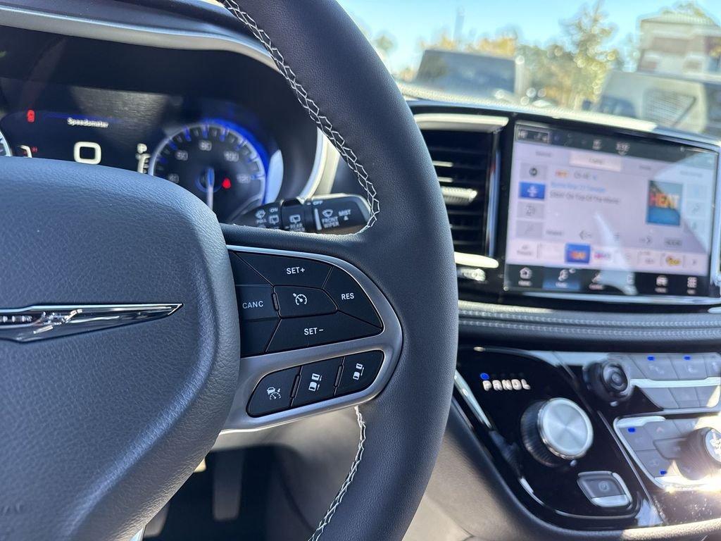 Chrysler Pacifica Select - Thumbnail 17