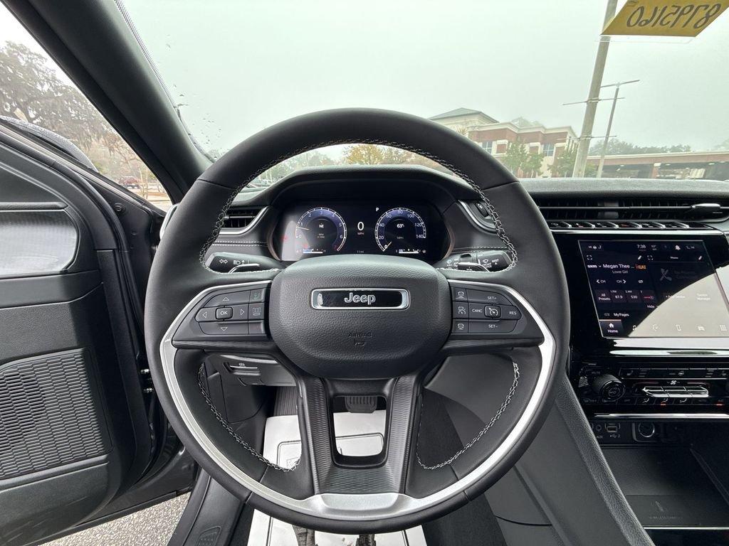 Jeep Grand Cherokee L Altitude X 4X4 - Thumbnail 14