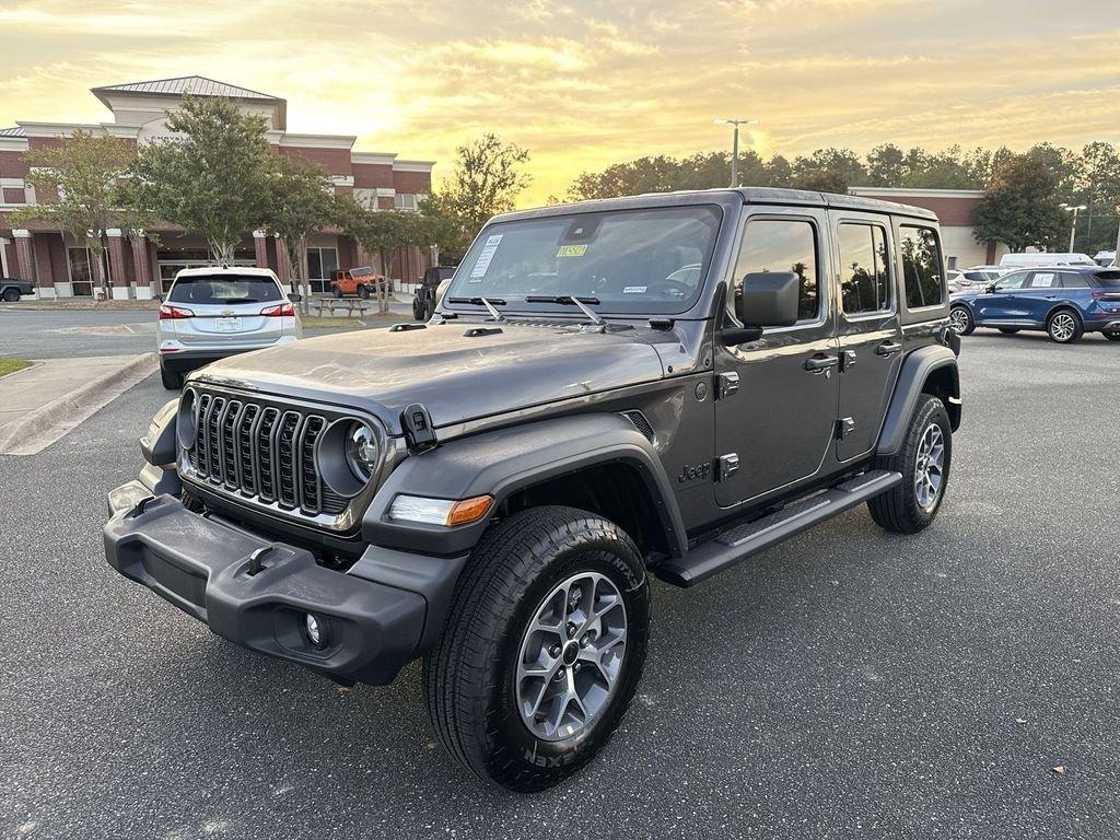 Jeep Wrangler 4-Door Sport S - Thumbnail 8