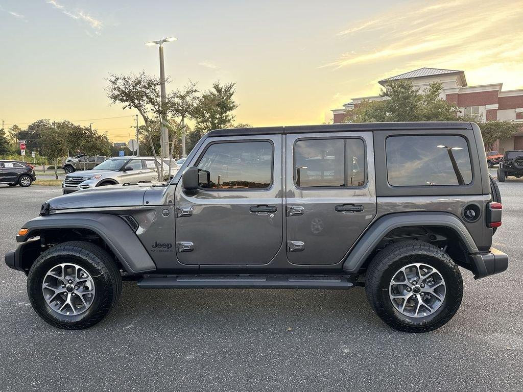 Jeep Wrangler 4-Door Sport S - Thumbnail 7