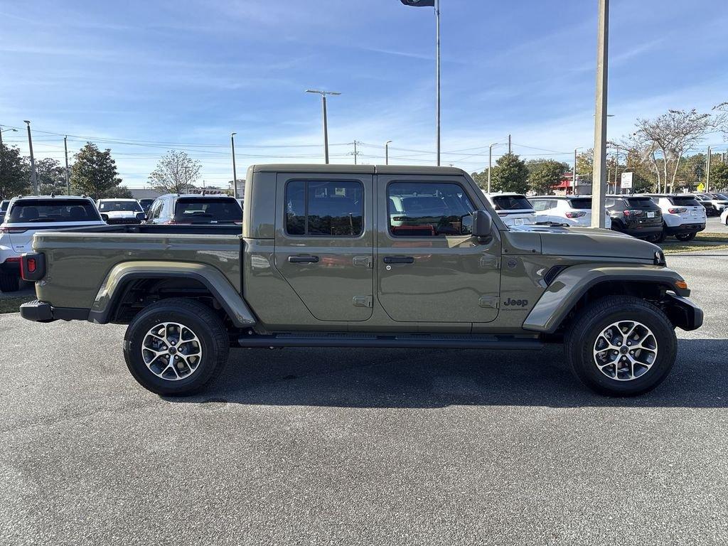 Jeep Gladiator Sport S 4X4 - Thumbnail 3