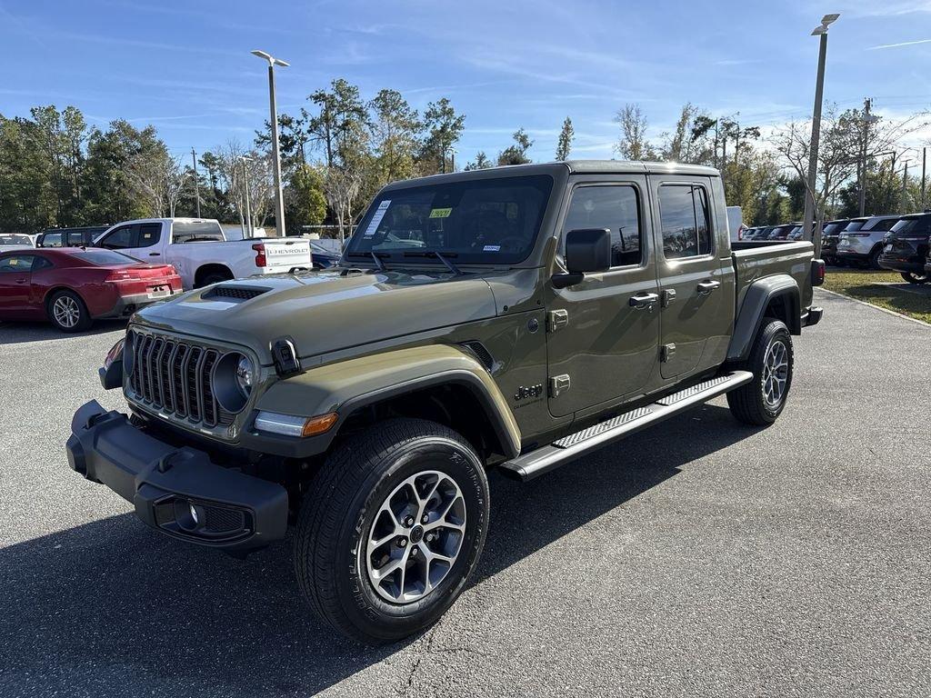 Jeep Gladiator Sport S 4X4 - Thumbnail 8