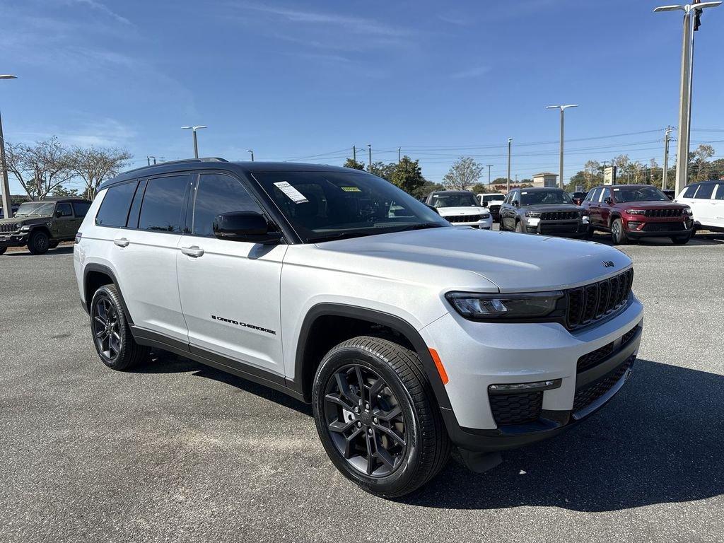 Jeep Grand Cherokee L Limited 4X4 - Thumbnail 2