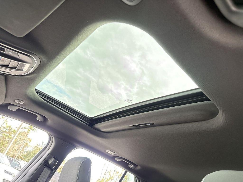 Jeep Grand Cherokee Laredo X 4X4 - Thumbnail 18