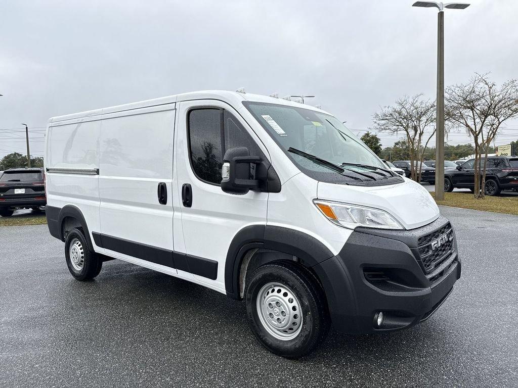 Ram Promaster 1500 Tradesman Cargo Van Low Roof 136' Wb - Thumbnail 2