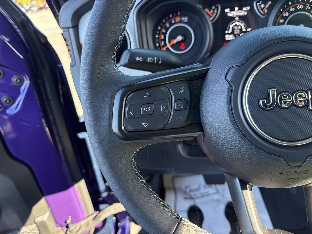 Jeep Gladiator Sport S 4X4 - Thumbnail 15