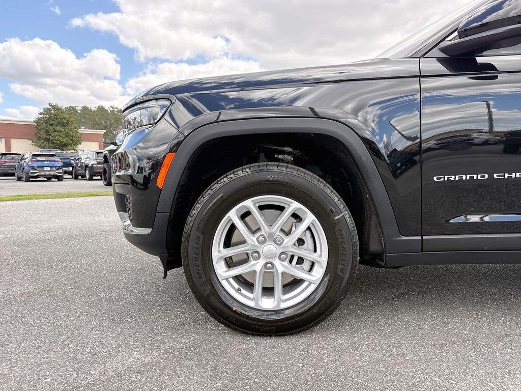 Jeep Grand Cherokee L Laredo X 4X4 - Thumbnail 11