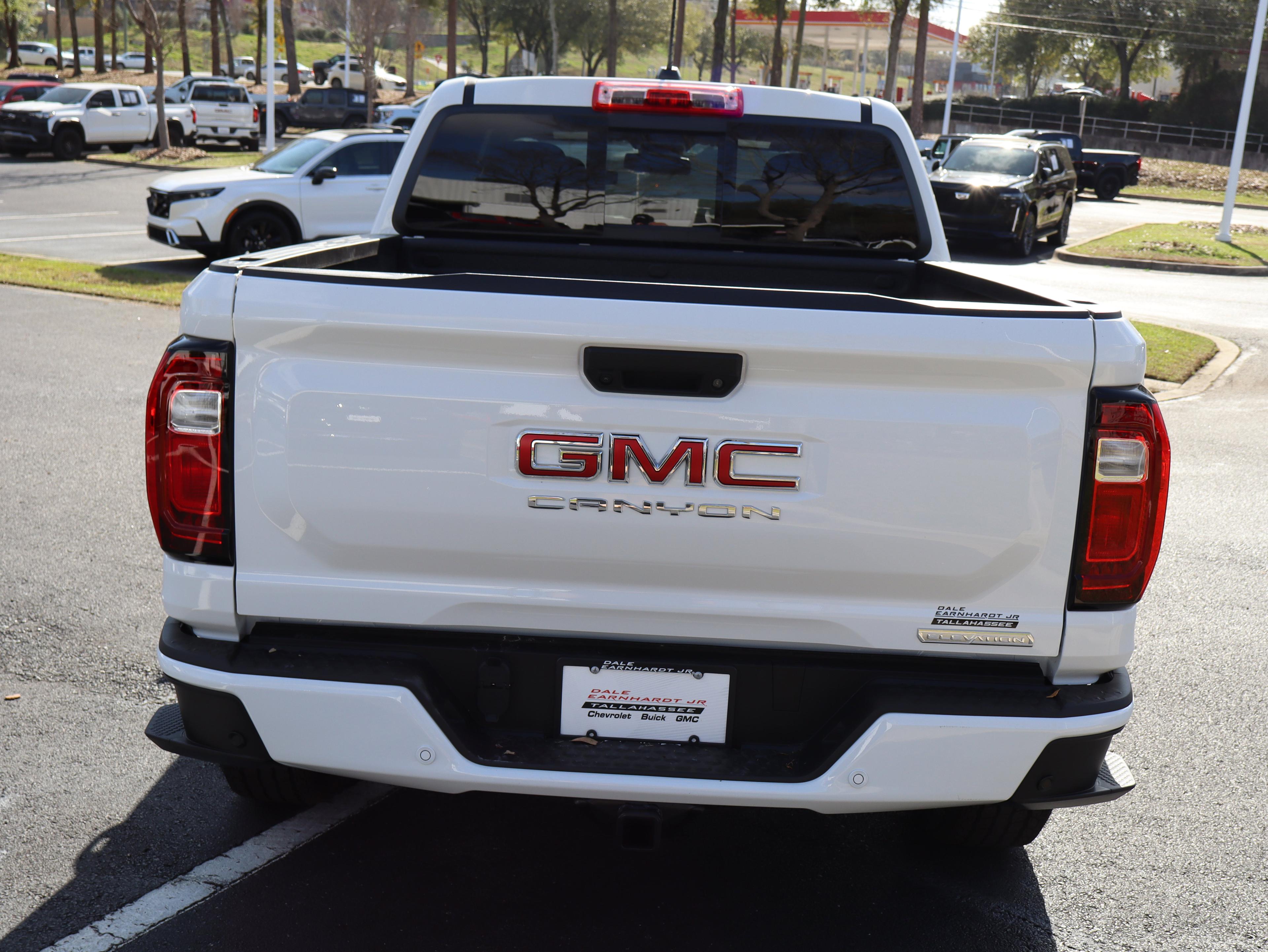 GMC Canyon Elevation Rear Wheel Drive Crew Cab - Thumbnail 8