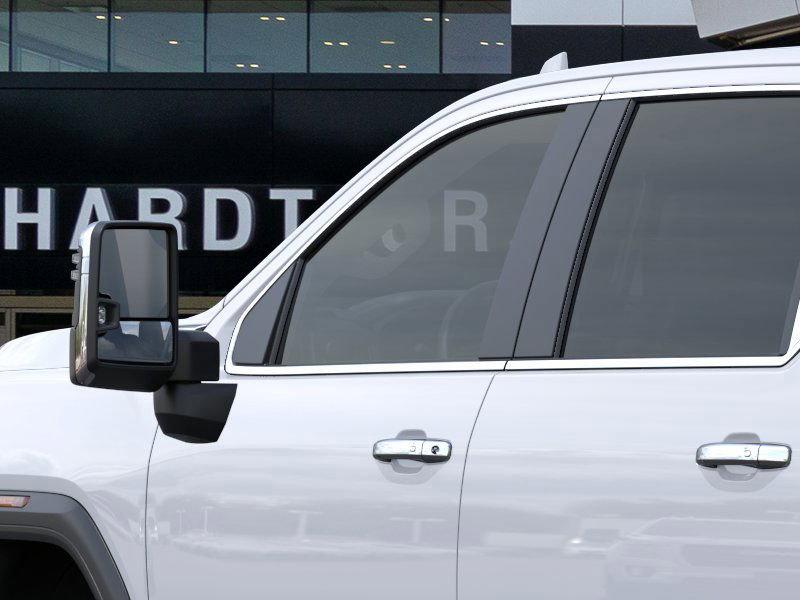 GMC Sierra 2500 Hd Denali Four Wheel Drive Crew Cab - Thumbnail 14