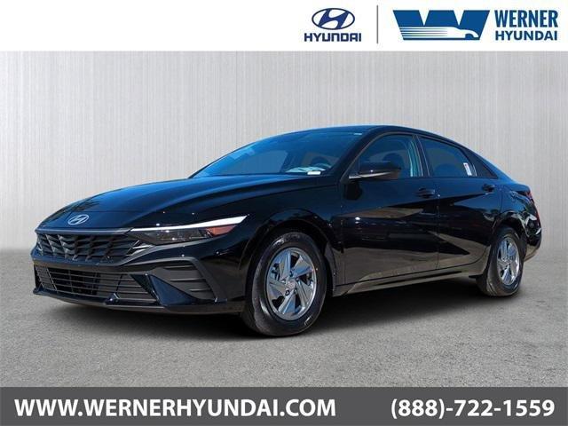 Hyundai Elantra Se Fwd 4D Sedan - View 1