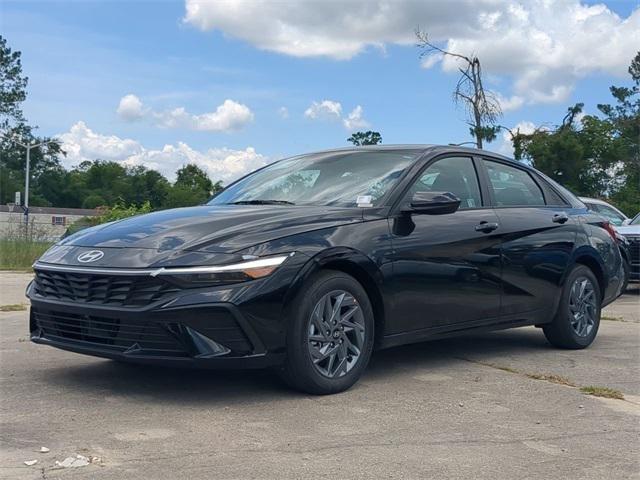 Hyundai Elantra Hybrid Blue Fwd 4D Sedan - Thumbnail 3