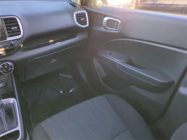 Hyundai Venue Se Fwd 4D Sport Utility - Thumbnail 18