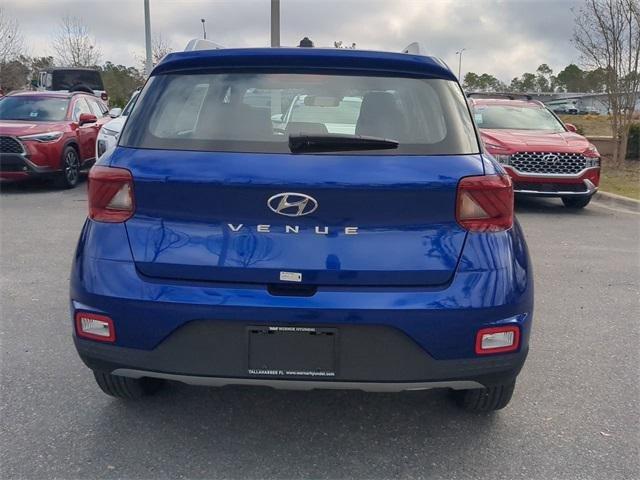 Hyundai Venue Limited Fwd 4D Sport Utility - Thumbnail 7