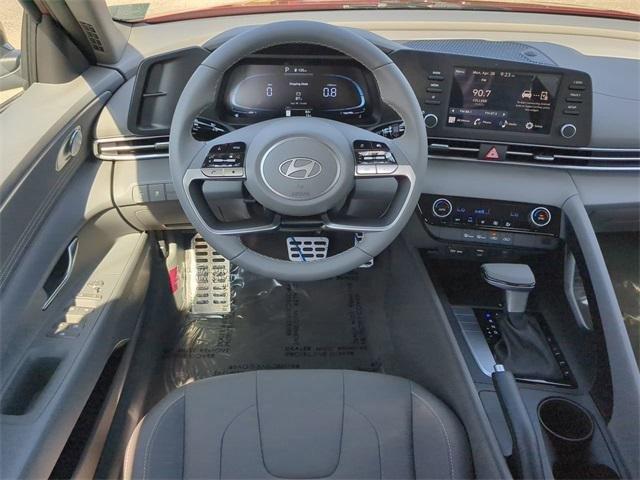 Hyundai Elantra Sel Sport Fwd 4D Sedan - Thumbnail 16