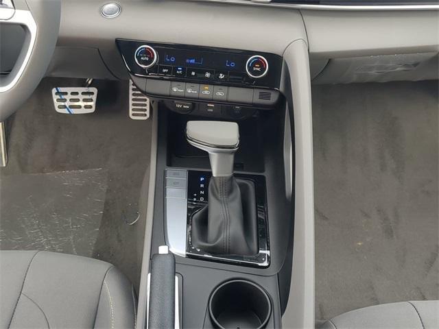 Hyundai Elantra Sel Sport Fwd 4D Sedan - Thumbnail 18