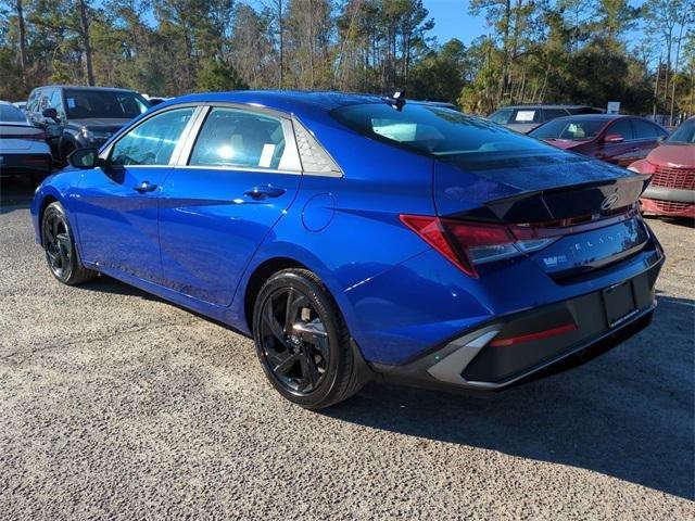 Hyundai Elantra Sel Sport Fwd 4D Sedan - Thumbnail 8