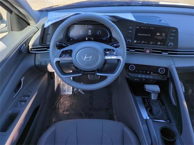 Hyundai Elantra Sel Sport Fwd 4D Sedan - Thumbnail 16