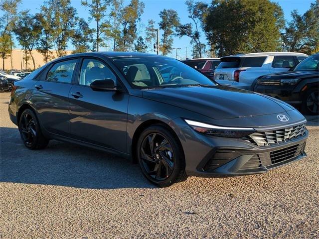 Hyundai Elantra Sel Sport Fwd 4D Sedan - Thumbnail 4