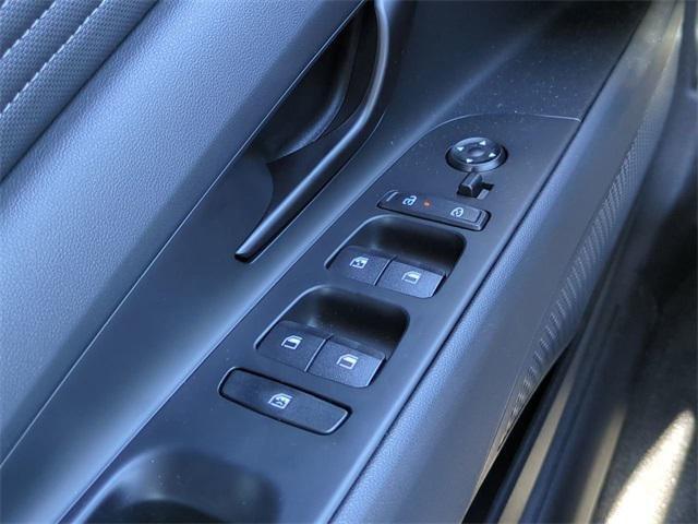 Hyundai Elantra Sel Sport Fwd 4D Sedan - Thumbnail 18