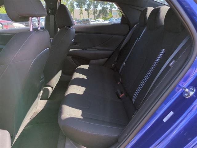 Hyundai Elantra Sel Sport Fwd 4D Sedan - Thumbnail 13