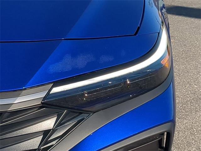 Hyundai Elantra Sel Sport Fwd 4D Sedan - Thumbnail 11