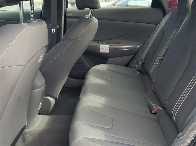 Hyundai Elantra Sel Sport Fwd 4D Sedan - Thumbnail 14