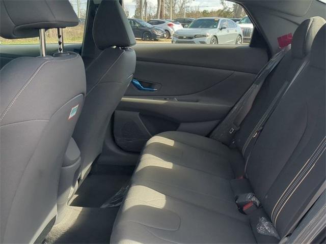 Hyundai Elantra Sel Sport Fwd 4D Sedan - Thumbnail 14