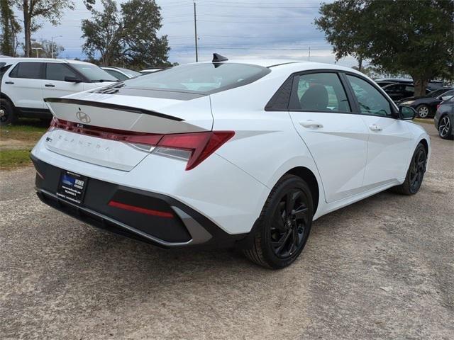 Hyundai Elantra Sel Sport Fwd 4D Sedan - Thumbnail 6