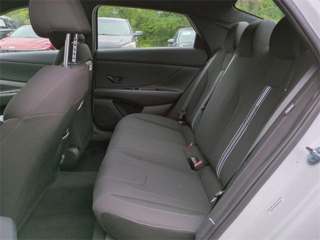 Hyundai Elantra Sel Sport Fwd 4D Sedan - Thumbnail 14