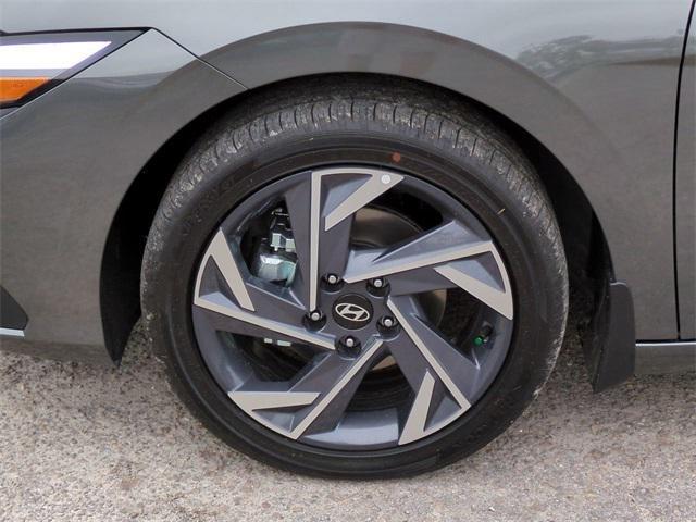 Hyundai Elantra Hybrid Sel Sport Fwd 4D Sedan - Thumbnail 12