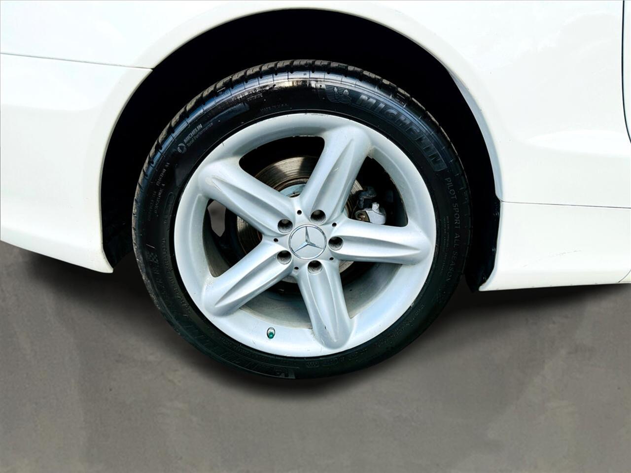 Mercedes-Benz Sl-Classsl500 - Thumbnail 16