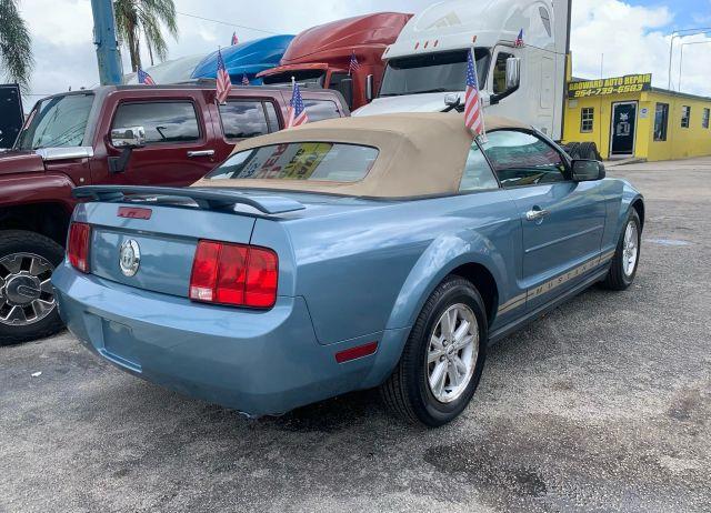 Ford MUSTANG - Thumbnail 4