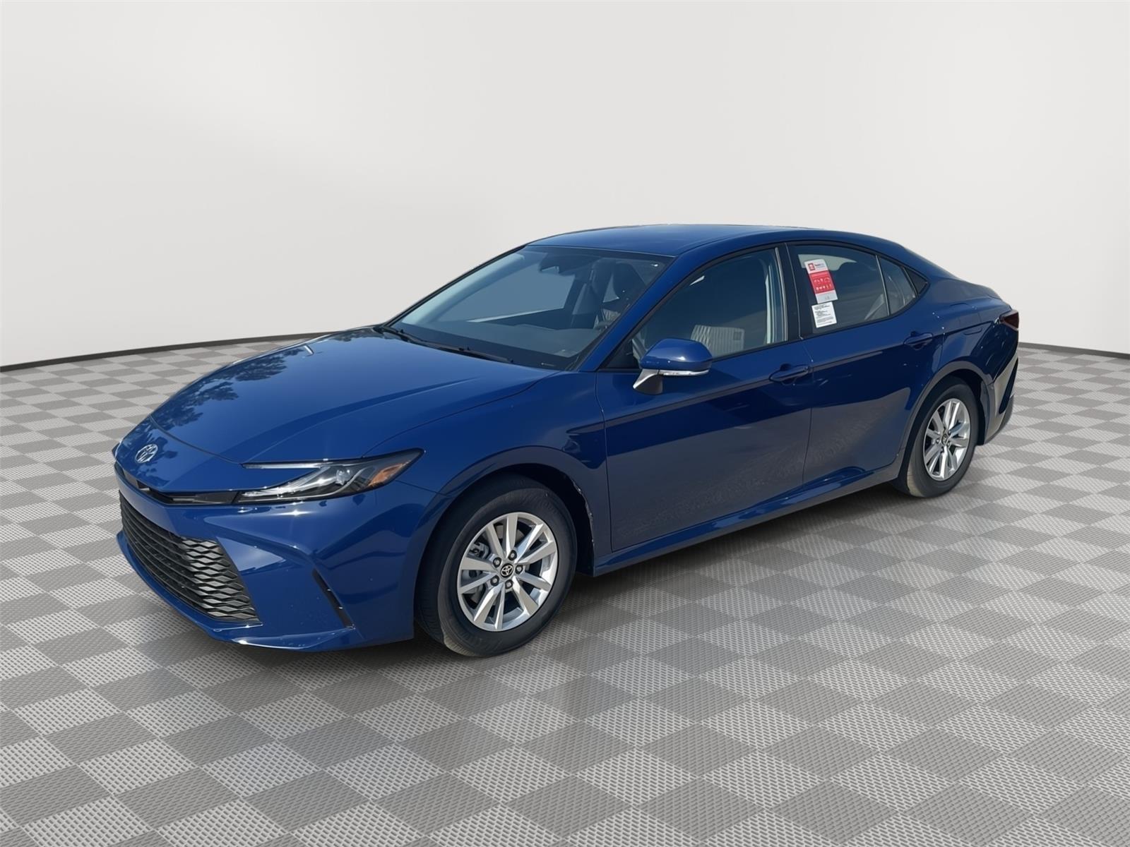 Toyota Camry Le - View 1