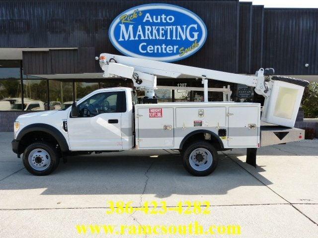 Ford Super Duty F-450 DRW Cab-Chassis 6.8L V10 GAS*XL*2WD*DRW*REGULAR CAB*30FT. "ALTEC" AT200A - View 1