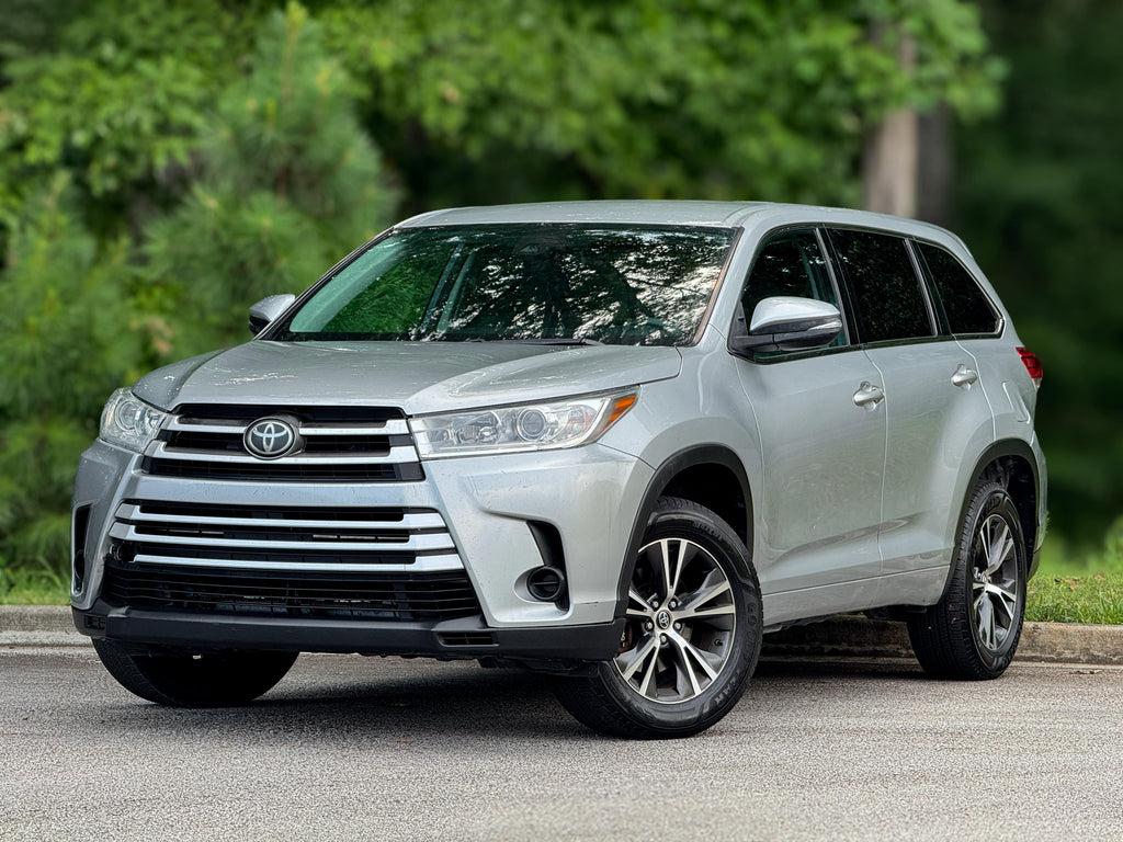 Toyota Highlander - View 1