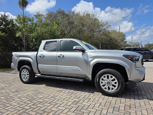 Toyota Tacoma Sr5 - View 1